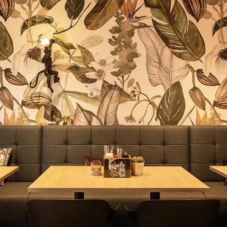 Hotell - The Niu, Crusoe Airport By Ihg 3*