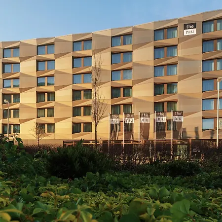 - The Niu, Crusoe Airport By Ihg