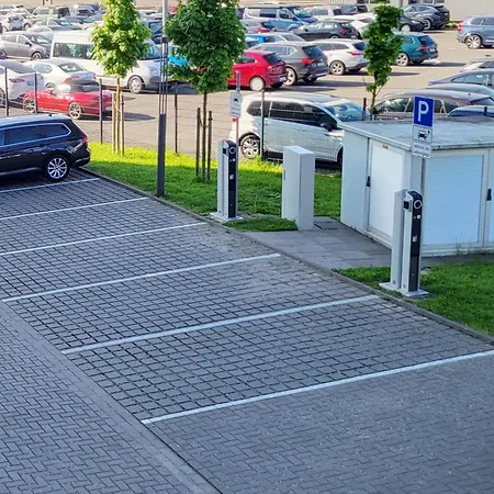 Hotell - The Niu, Crusoe Airport By Ihg