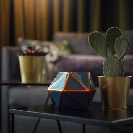 - The Niu, Crusoe Airport By Ihg Hotell 3*