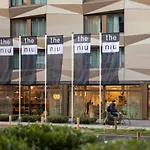 - The Niu, Crusoe Airport By Ihg 3*