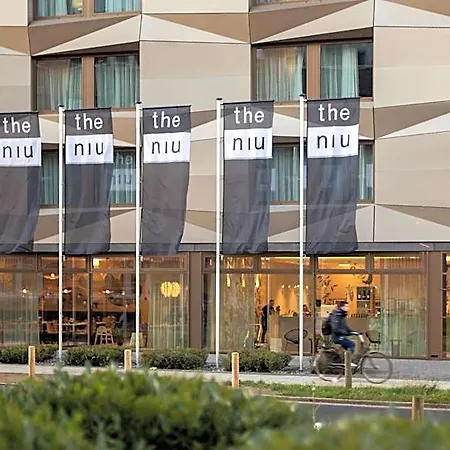 - The Niu, Crusoe Airport By Ihg Bremen