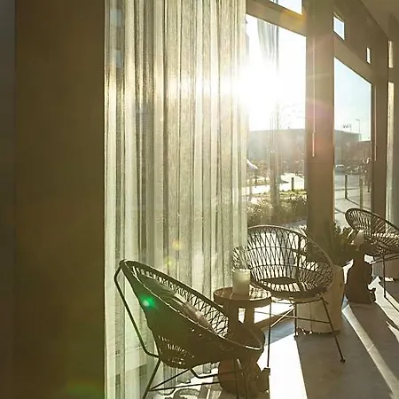 - The Niu, Crusoe Airport By Ihg Hotel Bremen