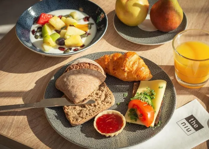 - The Niu, Crusoe Airport By Ihg Hotel Bremen