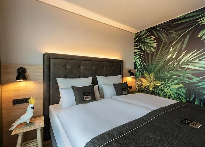 - The Niu, Crusoe Airport By Ihg 3* 不莱梅