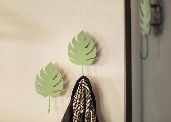 - The Niu, Crusoe Airport By Ihg 3*